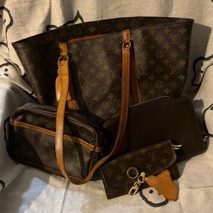 Louis Vuitton Vintage- tote, wallet, cosmetic bag, ouch, keychain plus